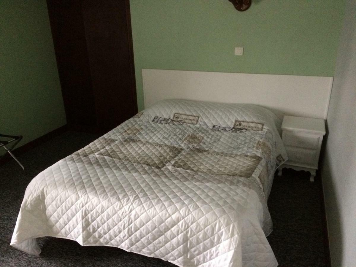 Le Phoenix Hotel Saint-Florentin  Ngoại thất bức ảnh